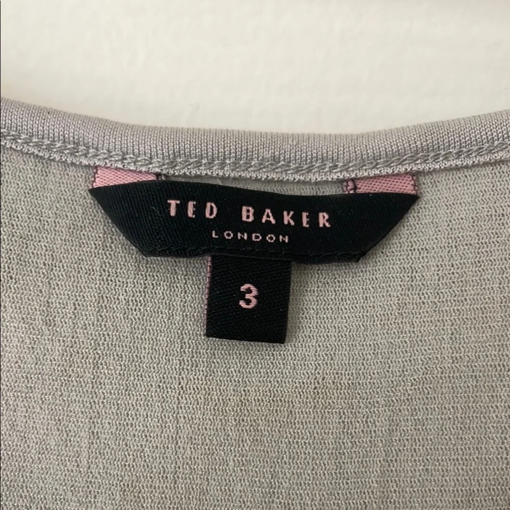 $2! 5 for $10 🔥Ted Baker Gray Tank Top with Silver Accents - Picture 3 of 13